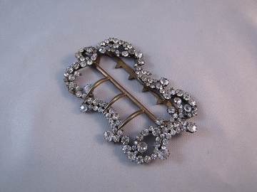 3. Antique Buckle,Paste